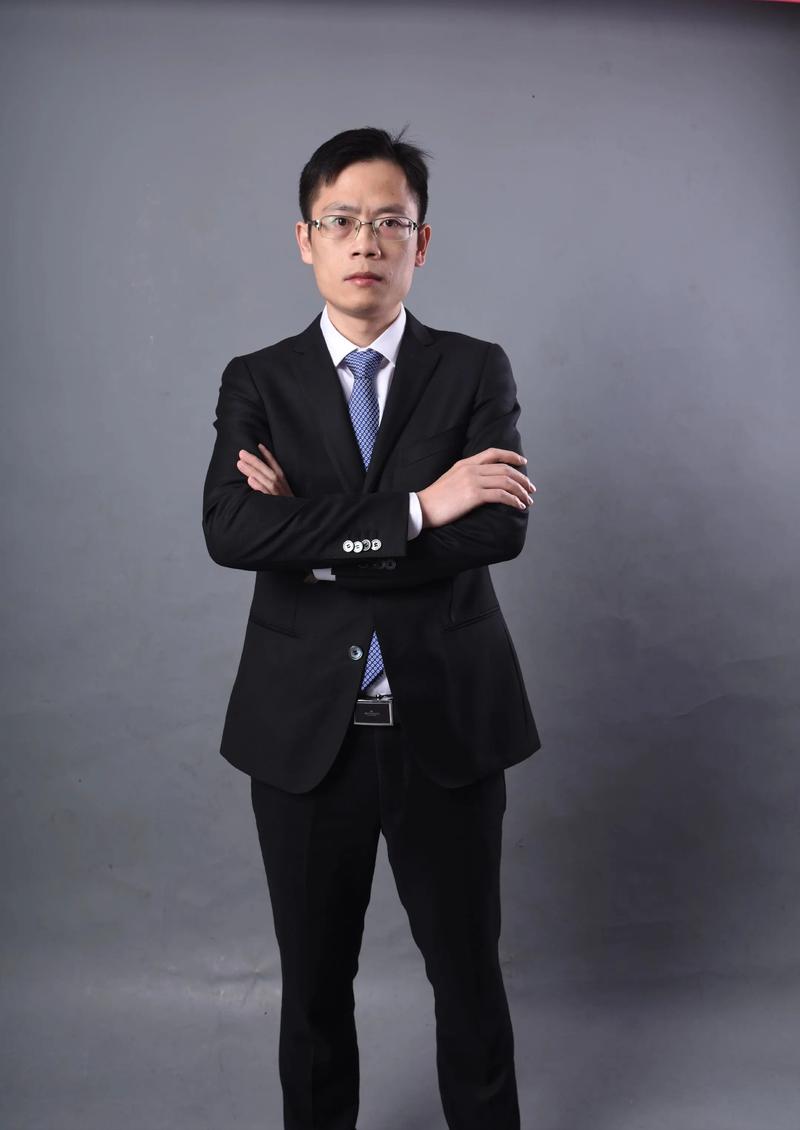 高启航 灯光与摄影艺术负责人